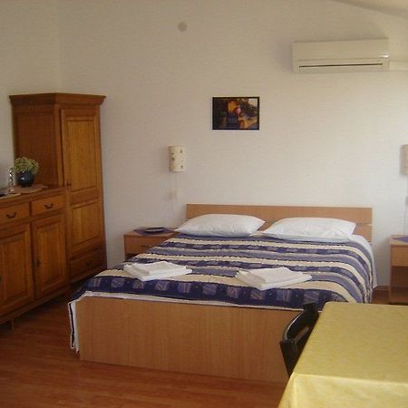 Adria Apartments Biograd Na Moru Exterior foto